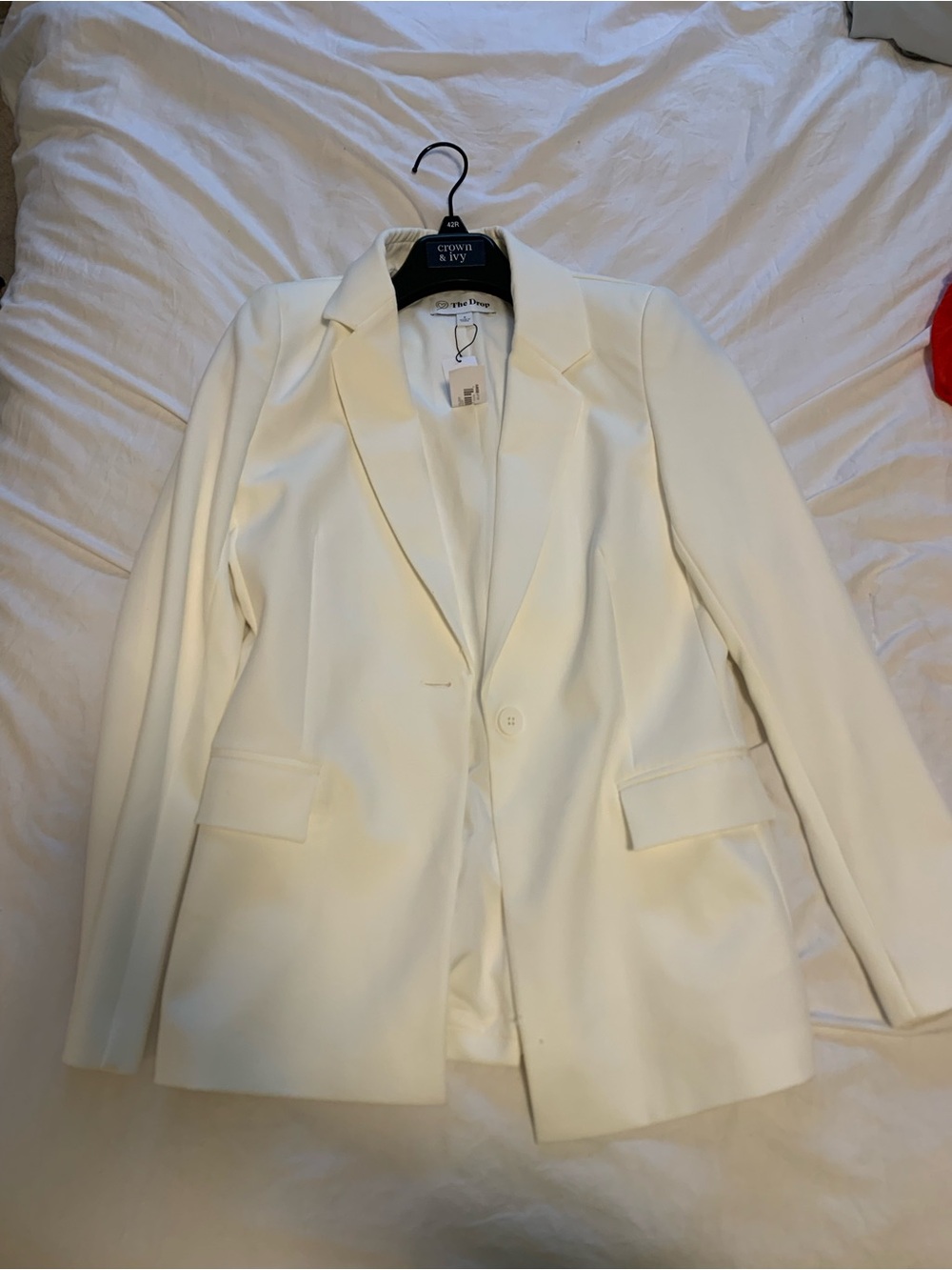Crown & Ivy Ivory Single-Button Tailored Blazer